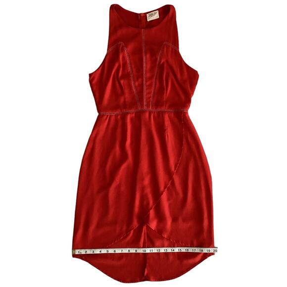 Sienna Sky High Low Sleeveless Crochet Asymmetrical Tulip Mini Dress Red S - Picture 10 of 16